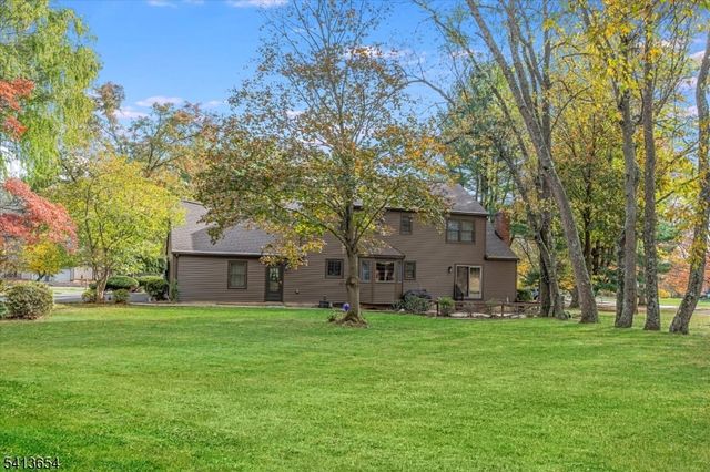 7 Lexington Ave, Branchburg Twp., NJ 08853