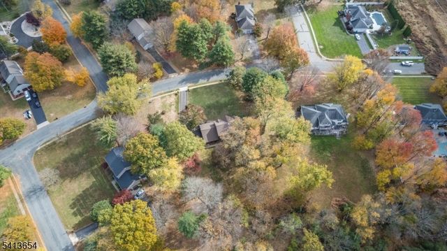 7 Lexington Ave, Branchburg Twp., NJ 08853