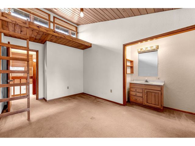 6808 Ne 151ST Cir, Vancouver, WA 98686