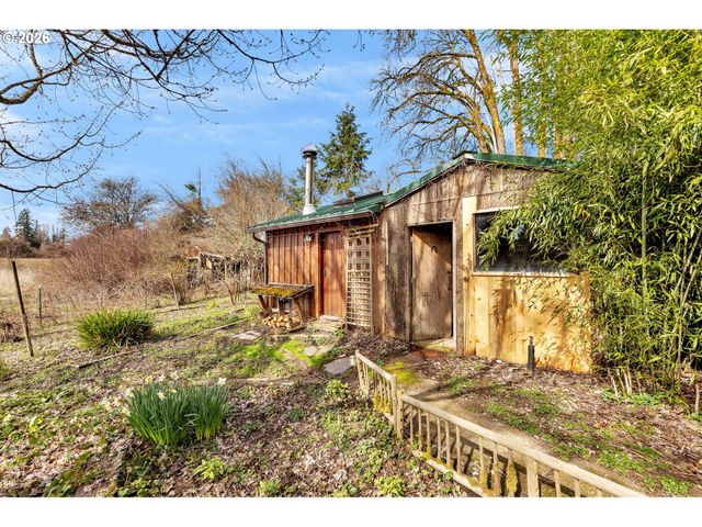 6808 Ne 151ST Cir, Vancouver, WA 98686