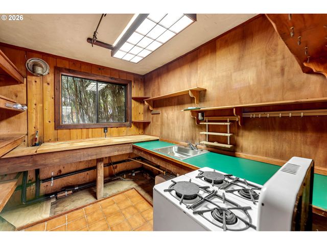 6808 Ne 151ST Cir, Vancouver, WA 98686