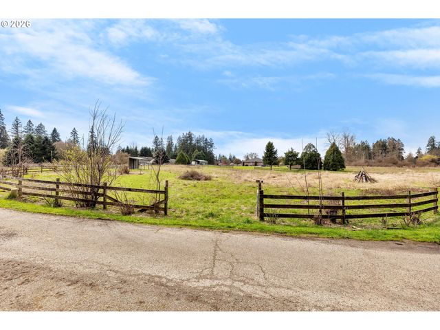 6808 Ne 151ST Cir, Vancouver, WA 98686