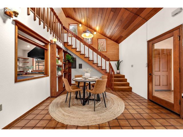 6808 Ne 151ST Cir, Vancouver, WA 98686