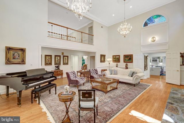 105 INTERPROMONTORY RD, Great Falls, VA 22066