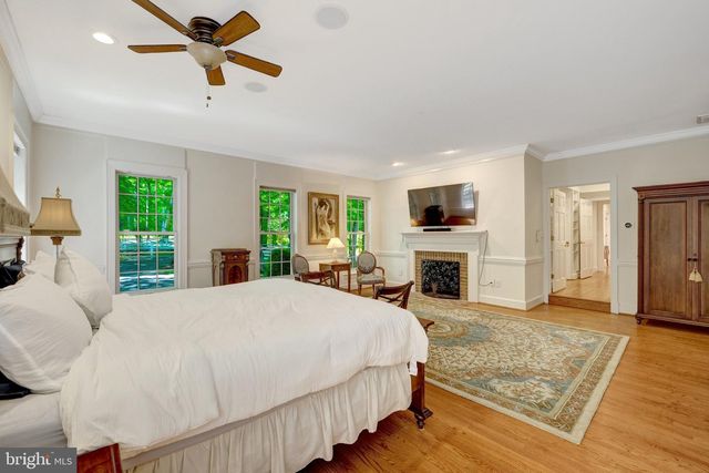 105 INTERPROMONTORY RD, Great Falls, VA 22066