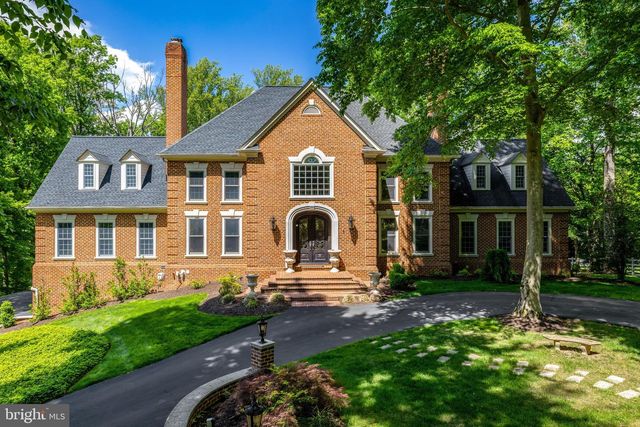 105 INTERPROMONTORY RD, Great Falls, VA 22066