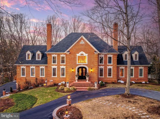 105 INTERPROMONTORY RD, Great Falls, VA 22066
