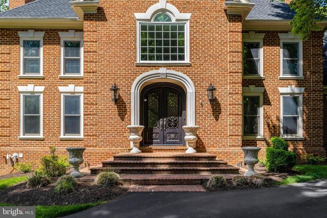 105 INTERPROMONTORY RD, Great Falls, VA 22066