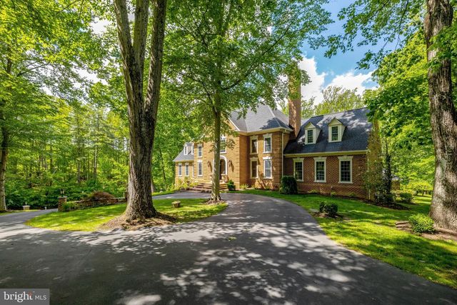 105 INTERPROMONTORY RD, Great Falls, VA 22066