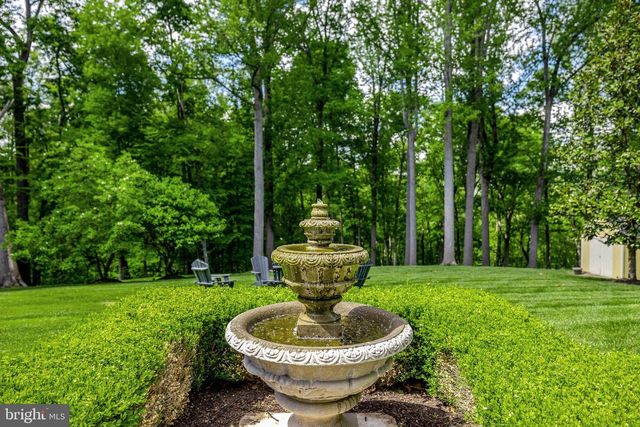 105 INTERPROMONTORY RD, Great Falls, VA 22066