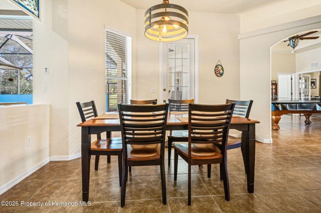 10288 Ridge Top Loop, Weeki Wachee, FL 34613