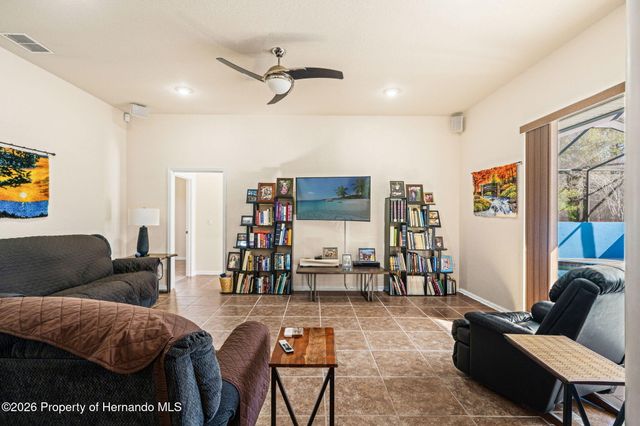 10288 Ridge Top Loop, Weeki Wachee, FL 34613