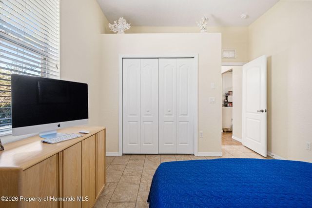 10288 Ridge Top Loop, Weeki Wachee, FL 34613