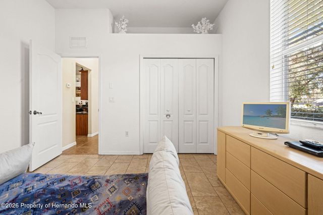 10288 Ridge Top Loop, Weeki Wachee, FL 34613