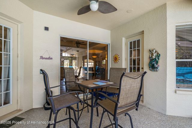 10288 Ridge Top Loop, Weeki Wachee, FL 34613