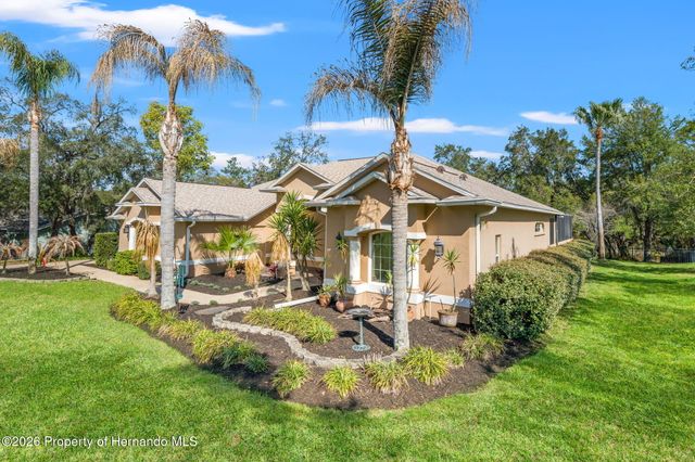 10288 Ridge Top Loop, Weeki Wachee, FL 34613