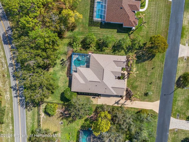 10288 Ridge Top Loop, Weeki Wachee, FL 34613