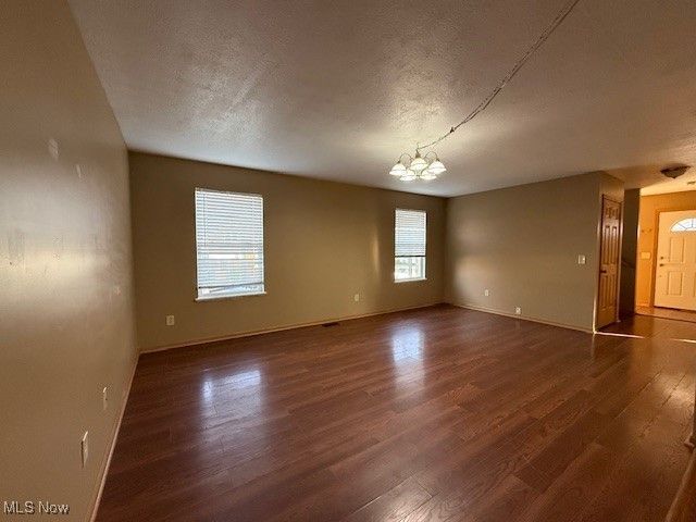 244 5th Street NE, Barberton, OH 44203