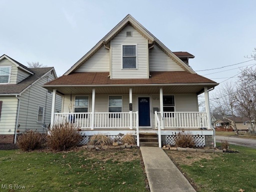 244 5th Street NE, Barberton, OH 44203