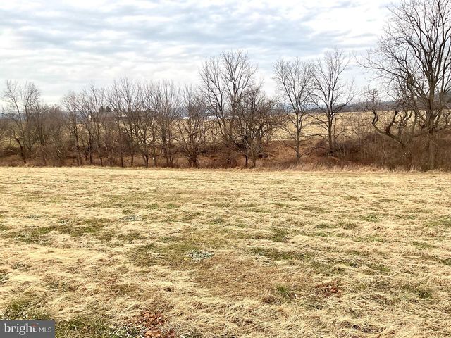 1500 FURNACE HILLS PIKE, Lititz, PA 17543