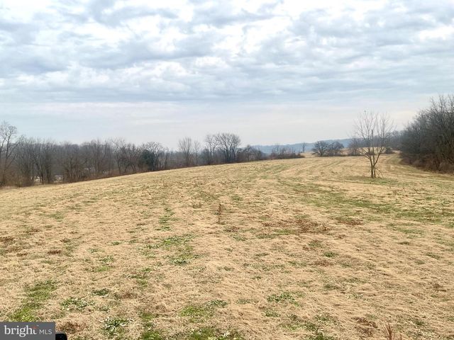 1500 FURNACE HILLS PIKE, Lititz, PA 17543