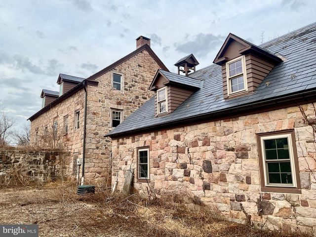 1500 FURNACE HILLS PIKE, Lititz, PA 17543