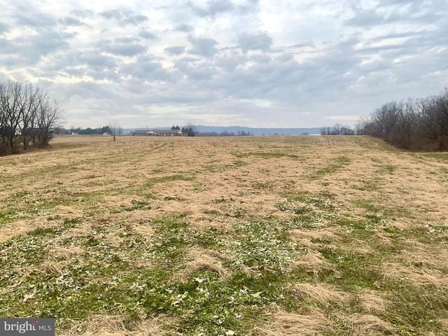 1500 FURNACE HILLS PIKE, Lititz, PA 17543