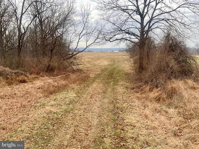 1500 FURNACE HILLS PIKE, Lititz, PA 17543