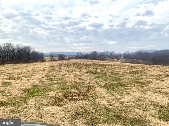 1500 FURNACE HILLS PIKE, Lititz, PA 17543