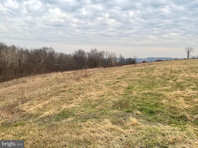 1500 FURNACE HILLS PIKE, Lititz, PA 17543