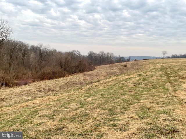 1500 FURNACE HILLS PIKE, Lititz, PA 17543