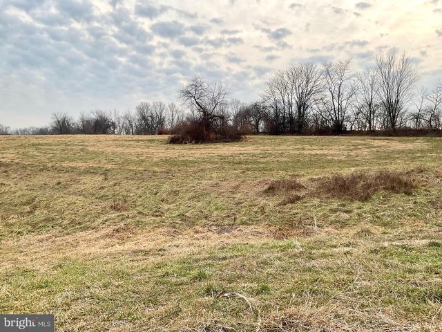 1500 FURNACE HILLS PIKE, Lititz, PA 17543