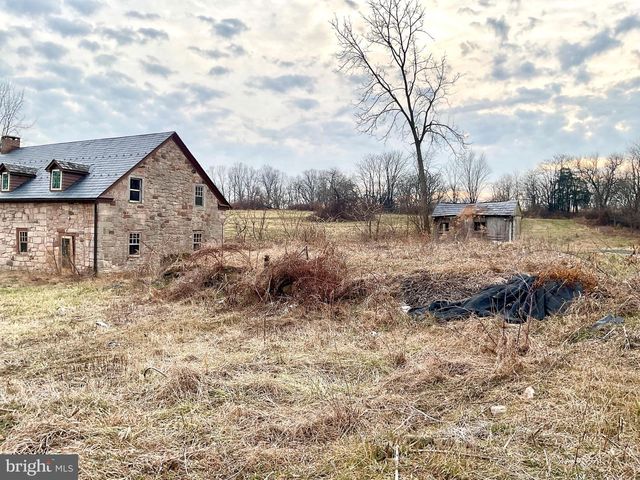 1500 FURNACE HILLS PIKE, Lititz, PA 17543