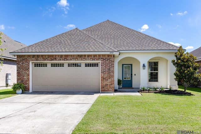 4752 Viola Farms Dr, Addis, LA 70710