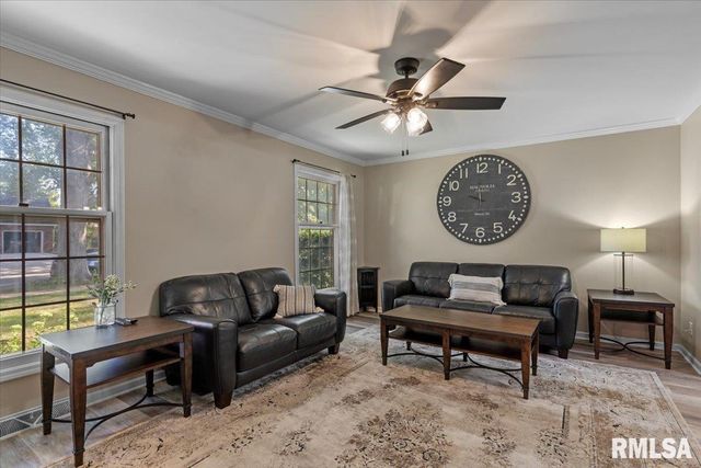 3108 VICTORIA Drive, Springfield, IL 62704