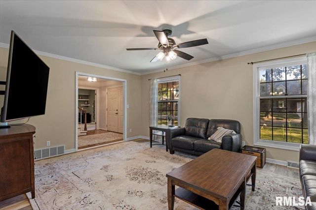 3108 VICTORIA Drive, Springfield, IL 62704