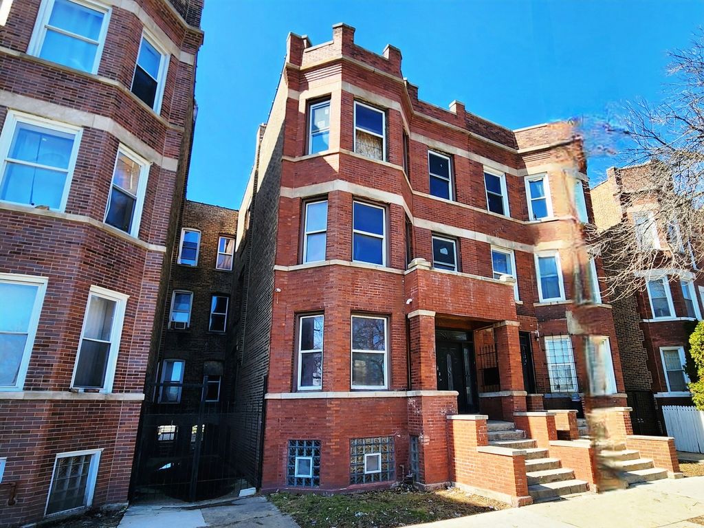 1116 S California Avenue, Chicago, IL 60612