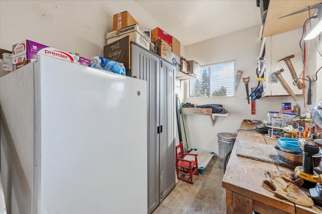 18835 Hilltop Rd, Penn Valley, CA 95946