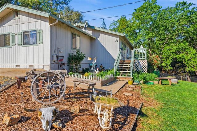 18835 Hilltop Rd, Penn Valley, CA 95946