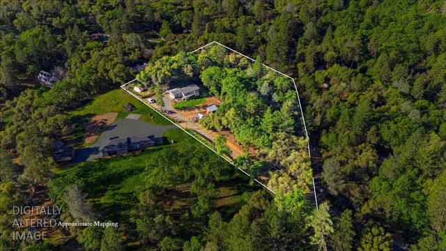 18835 Hilltop Rd, Penn Valley, CA 95946