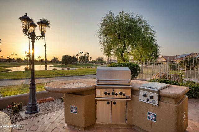 21914 N ACAPULCO Drive, Sun City West, AZ 85375