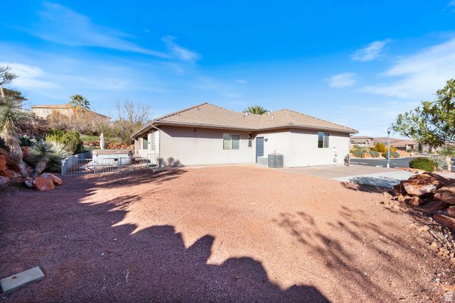 1120 W BROADSTONE CT, Washington, UT 84780