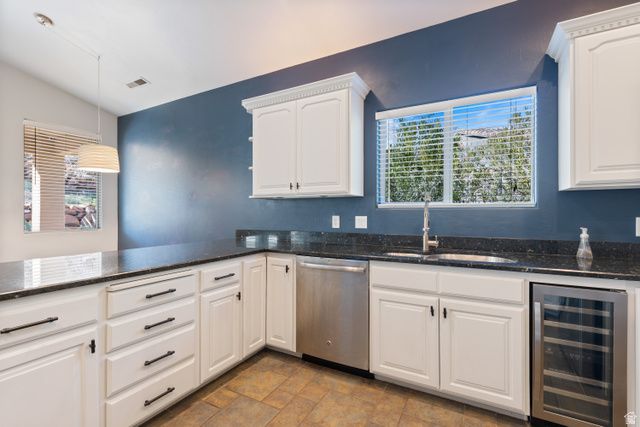 1120 W BROADSTONE CT, Washington, UT 84780