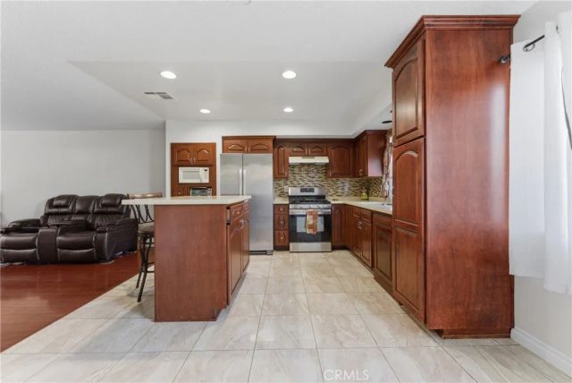 9200 Palm Street 6, Bellflower, CA 90706