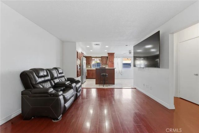 9200 Palm Street 6, Bellflower, CA 90706