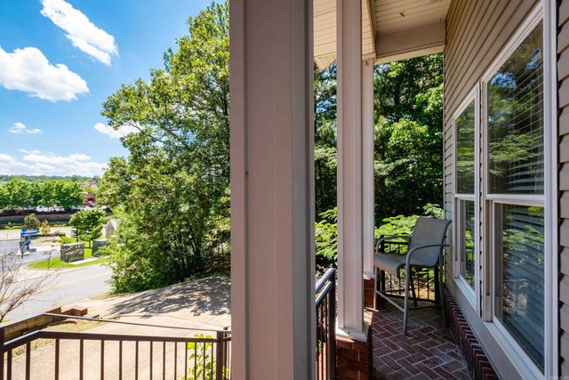 11163 Southridge Drive, Little Rock, AR 72212