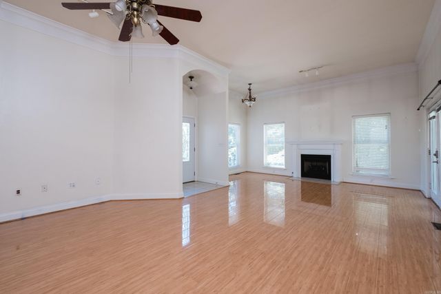 11163 Southridge Drive, Little Rock, AR 72212