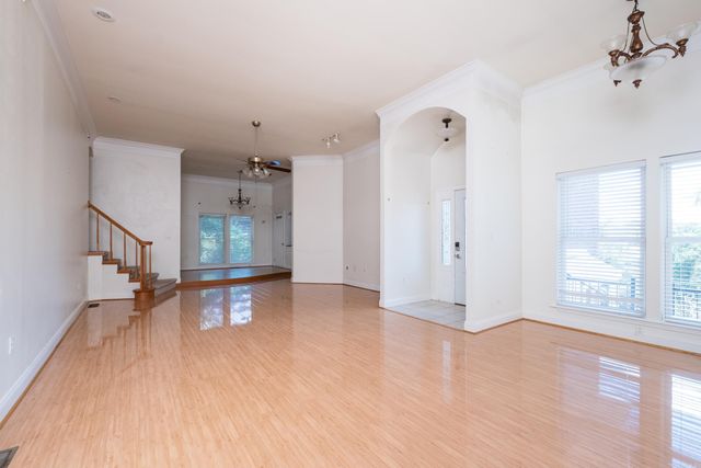 11163 Southridge Drive, Little Rock, AR 72212