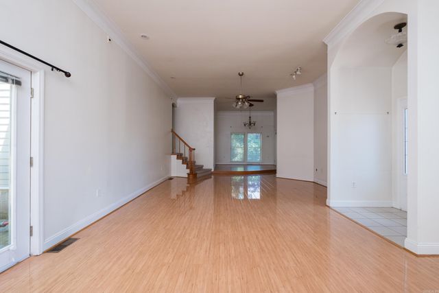 11163 Southridge Drive, Little Rock, AR 72212