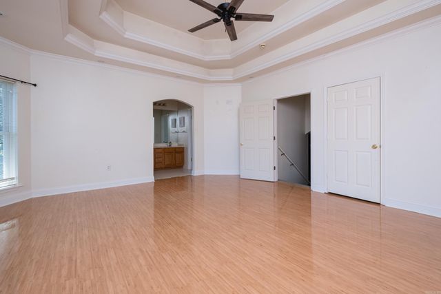 11163 Southridge Drive, Little Rock, AR 72212